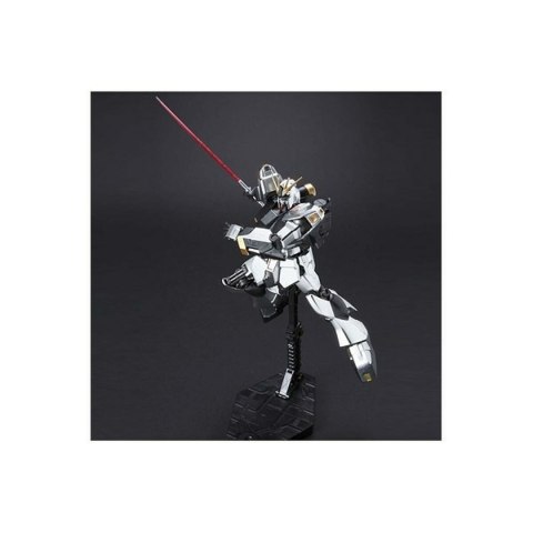 Figurka kolekcjonerska Bandai 1/144 RX-93 NU GUNDAM METALLIC COATING