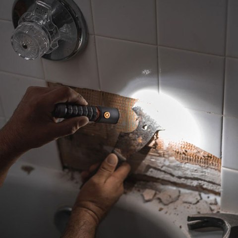 Akumulatorowa latarka LED Nebo Torchy 2K 2000 Lm Kompaktowa