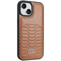 Audi Synthetic Leather MagSafe iPhone 15 / 14 / 13 6.1" brązowy/brown hardcase AU-TPUPCMIP15-GT/D3-BN