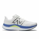 Obuwie do Biegania dla Dorosłych New Balance FuelCell Propel Mężczyzna Biały - 46.5
