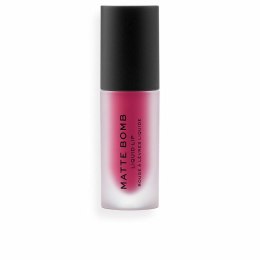 Pomadki Revolution Make Up Matte Bomb burgundy star (4,6 ml)