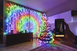 Inteligentna kurtyna Curtain 210 LED RGB+W 1,5/2,1m, przezroczysty przewód