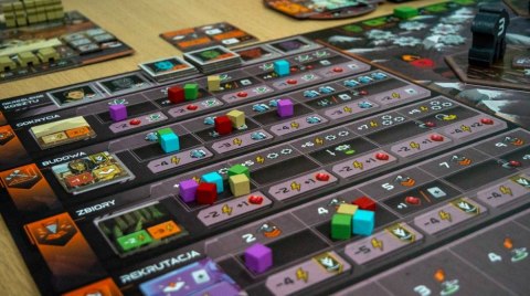 Gra Circadians: Ład Chaosu