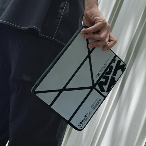 Skinarma etui Kira Kobai iPad Pro 11" M4 2024 / M5 2025 chrome