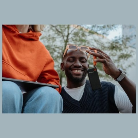 Dysk Zewnętrzny Verbatim Pocket SSD 2TB - brelok do kluczy z kablem USB-C 3.2 gen.2 czarno-pomarańczowy/black-orange 32197