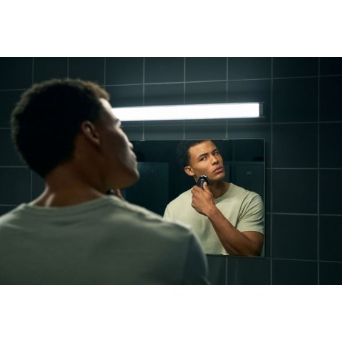 Elektryczna maszynka do golenia Philips S5884/50