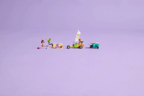 LEGO Friends 42641 - Przygoda z surfującymi psami i skuterem
