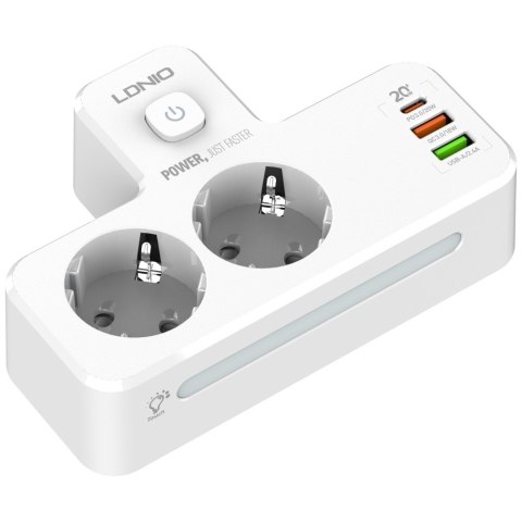 Listwa zasilająca Beline z podświetleniem LED 2xUSB-A/USB-C/2xAC biały