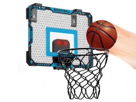 Tablica do koszykówki z piłką i pompką