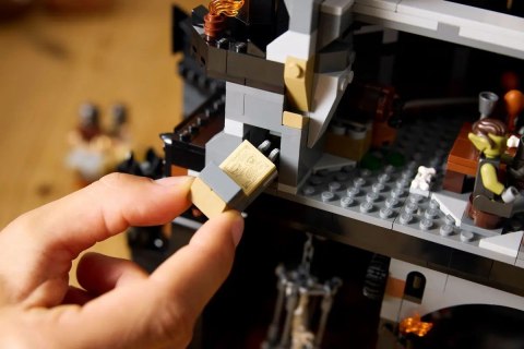 LEGO ICONS 10333 Władca pierścieni: Barad-dur