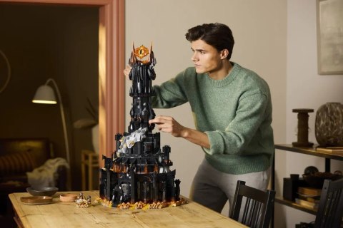 LEGO ICONS 10333 Władca pierścieni: Barad-dur
