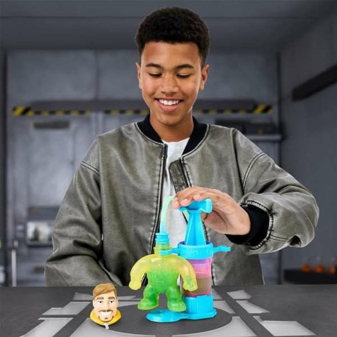 Figurka superbohatera Famosa Jimmy Mr Beast