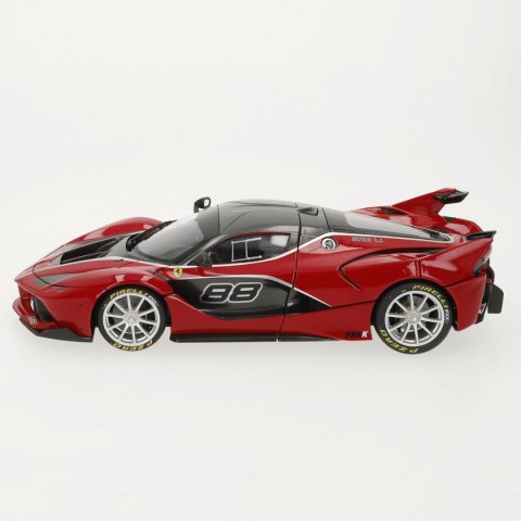 Samochód Bburago Ferrari FXX K #88 1:18