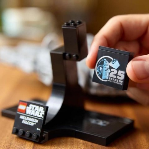 Zestaw do budowania Lego Millenium Falcon Stars Wars Wielokolorowy