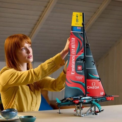Zestaw do budowania Lego 42174 Yacht Emirates Team New Zealand AC75 Wielokolorowy