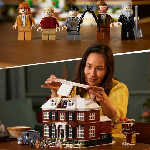 Zestaw do budowania Lego Ideas 21330 Home Alone: Mom, I Missed The Plane! Czarny 3955 Części