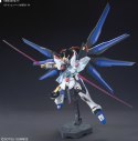 Figurka kolekcjonerska Bandai HGCE 1/144 ZGMF-X20A STRIKE FREEDOM GUNDAM