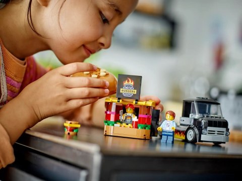 LEGO City 60404 - Ciężarówka z burgerami