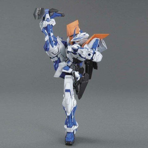 Figurka kolekcjonerska Bandai MG 1/100 GUNDAM ASTRAY BLUE FRAME SECOND REVISE BL