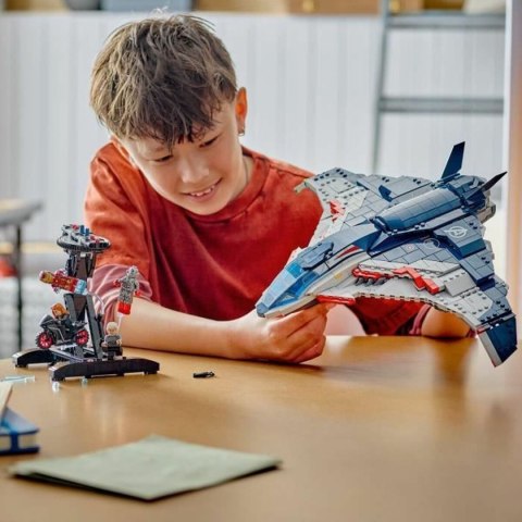 Zestaw do budowania Lego 76325 Age of Ultron Quinjet 1131 Części