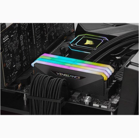 Corsair Vengeance RGB CMN32GX4M2Z3600C18 moduł pamięci 32 GB 2 x 16 GB DDR4