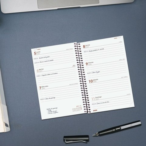 Kalendarz książkowy Finocam OPAQUE Bordeaux 11,7 x 18,1 cm 2026