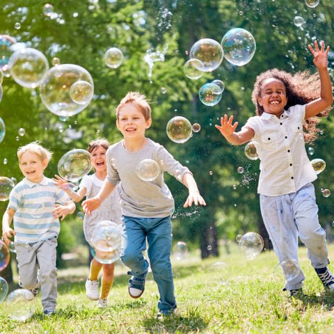 Zestaw do robienia baniek mydlanych Colorbaby 14 x 11 x 12 cm (6 Sztuk)