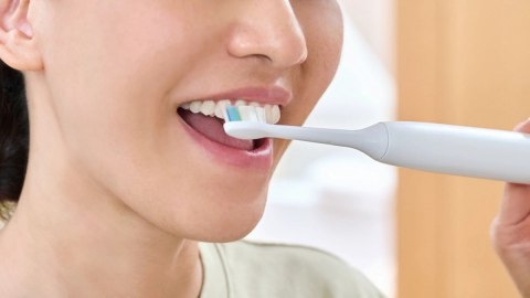 Zestaw 4 końcówek Optimal White HX6064/87