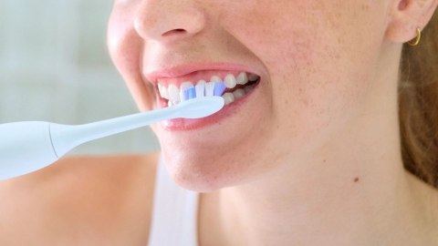 Zestaw 4 końcówek Sensitive HX6054/87