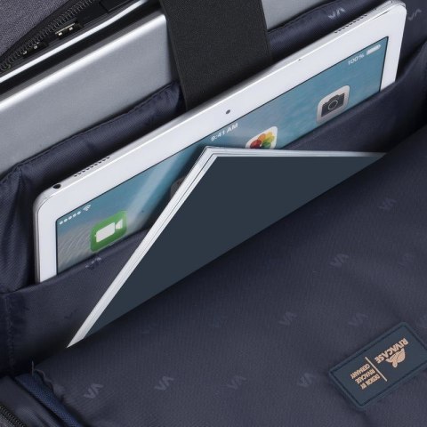 Rivacase 7760 39,6 cm (15.6") Plecak Czarny