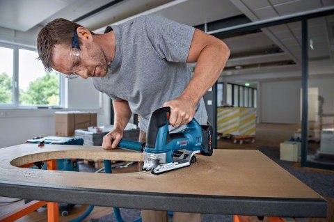 Bosch GST 18V-155 BC Professional wyrzynarka elektryczna