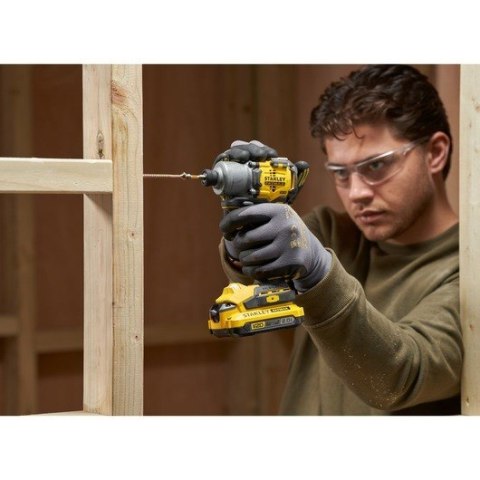 Stanley FATMAX SFMCF830B-XJ wkrętak zasilany/zakrętark udarowy 3200 RPM Czarny, Żółty