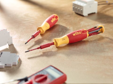 Wkrętak z magazynkiem bitów Liftup Electric płaski, Pozidriv