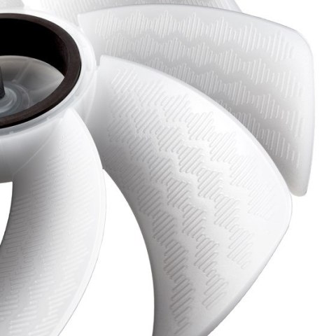 Silverstone Air Penetrator 184i Obudowa komputera Chłodnica powietrza 180/200 mm Czarny 1 szt.