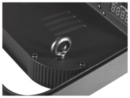 Behringer FLOOD PANEL FP150 - Profesjonalny płaski panel LED o mocy 15 W