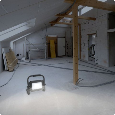 Przenośne światło przemysłowe Ansmann FL20W-R 20 W 2000 lm Daylight white