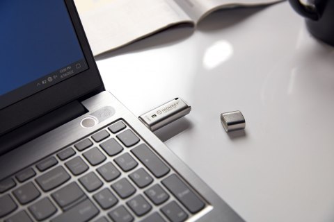 Kingston Technology IronKey Locker+ 50 pamięć USB 128 GB USB Typu-A 3.2 Gen 1 (3.1 Gen 1) Srebrny