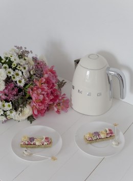 Smeg KLF04CREU czajnik elektryczny 1,7 l 2400 W Kremowy