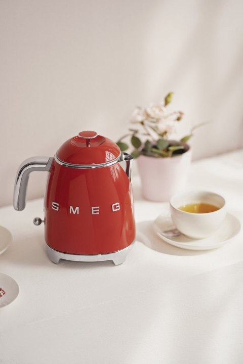 SMEG Czajnik (KLF05RDEU) mini 0,8L czerwony