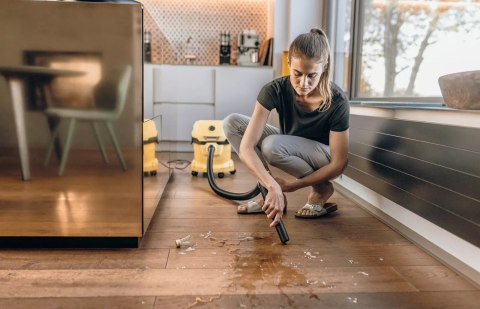 Odkurzacz uniwersalny KARCHER WD 2 Plus V-12/4/18 - 1.628-000.0