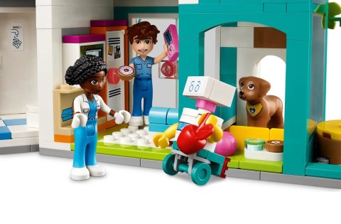 LEGO Friends 42621 Szpital w mieście Heartlake
