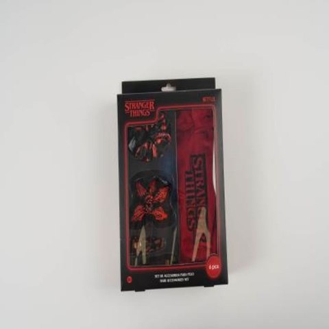 Set Kosmetyczny Stranger Things Czerwony