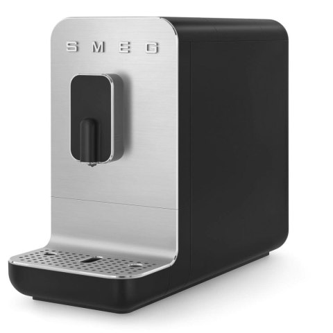 Superautomatyczny ekspres do kawy Smeg BCC11BLMEU Czarny