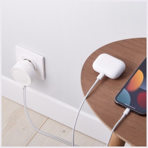 Lexon Poweron Ład. siec. 30W USB-C/USB-Abiały/white LL152W