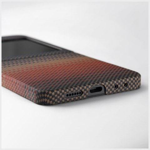 Etui PITAKA Ultra-Slim MagSafe do Samsung Galaxy Z Flip7 sunset