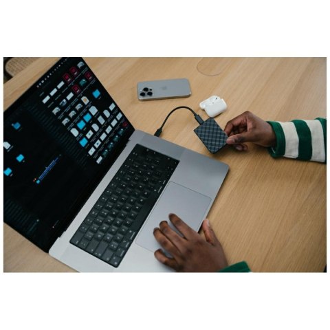 Dysk zewnętrzny Verbatim Store n Go Mini Diamond USB-C SSD 512GB czarny 32024