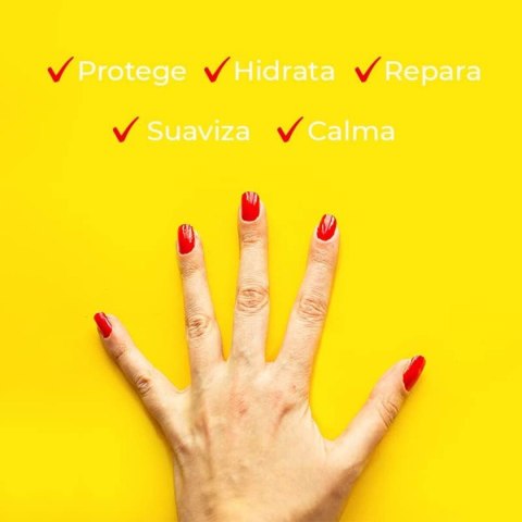 Balsam Nawilżający do Ust Carmex 171484 Żółty Spf 15 15 ml Truskawka