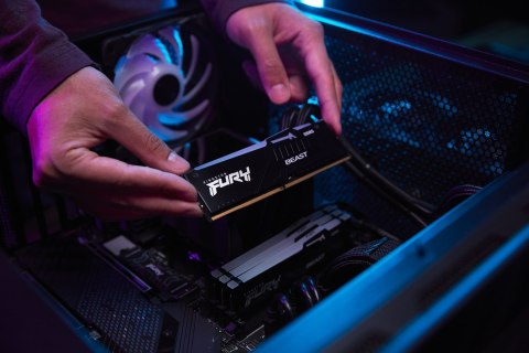 Kingston Technology FURY Beast RGB moduł pamięci 16 GB 2 x 8 GB DDR5 5600 MT/s