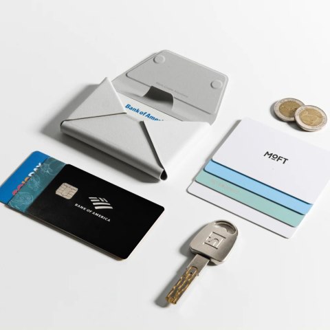 Magnetyczny portfel statyw Moft Agile Travel MagSafe misty cove