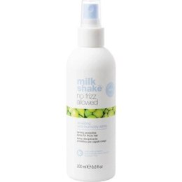 Milk Shake Anti-Humidity Spray - Sprej proti krepatění włosów 200 ml